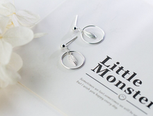 Load image into Gallery viewer, Round Feather Drop Dangle Earrings