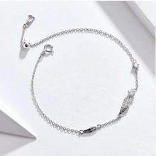 Load image into Gallery viewer, Feather Chain Bracelet

